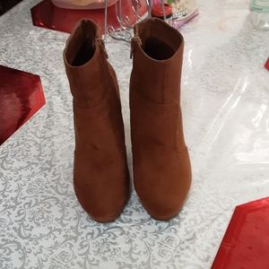 MOSSIMO Brown VELVET BOOTS